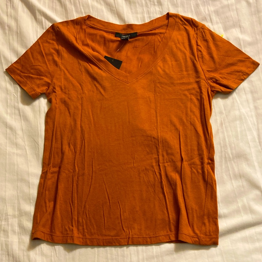 No Logo V-Neck T-Shirt